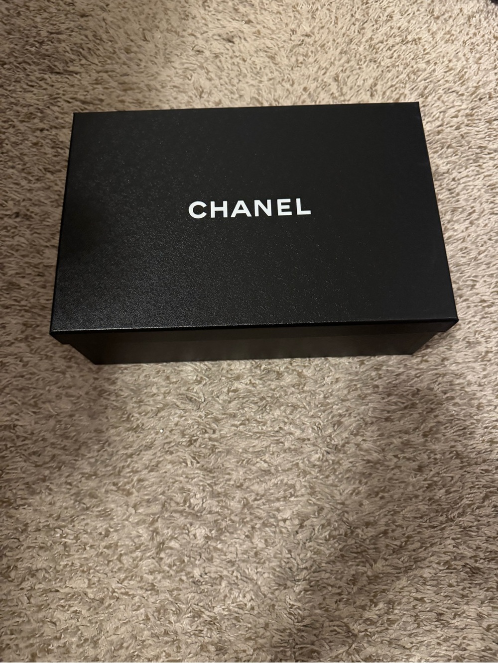 100% authentic Chanel box